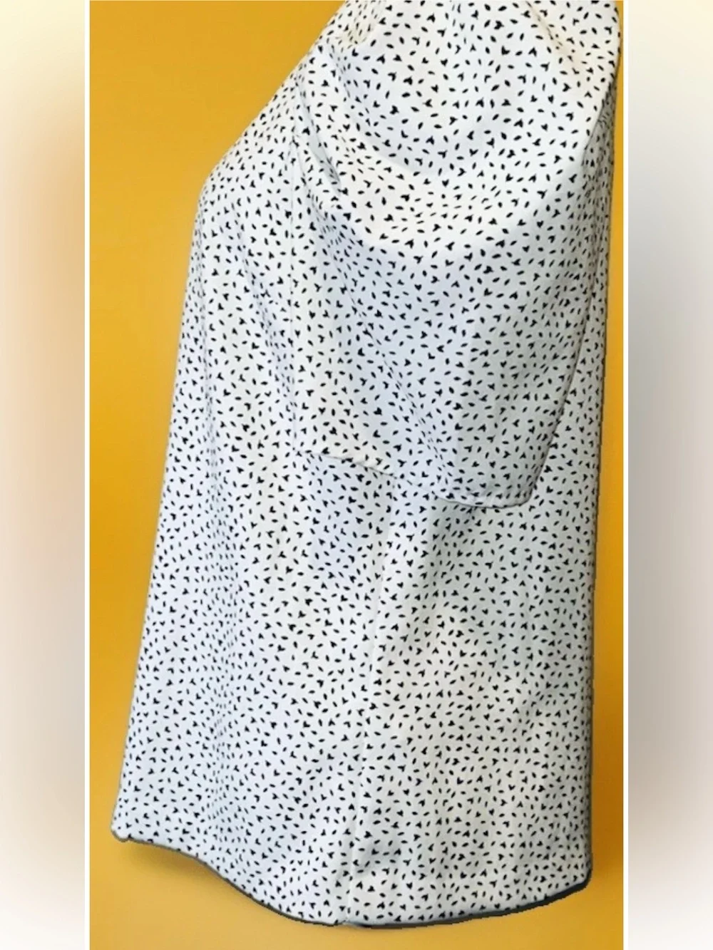 Banana Republic Medium White Black Abstract Geometric Fleck Puff Sleeve Top